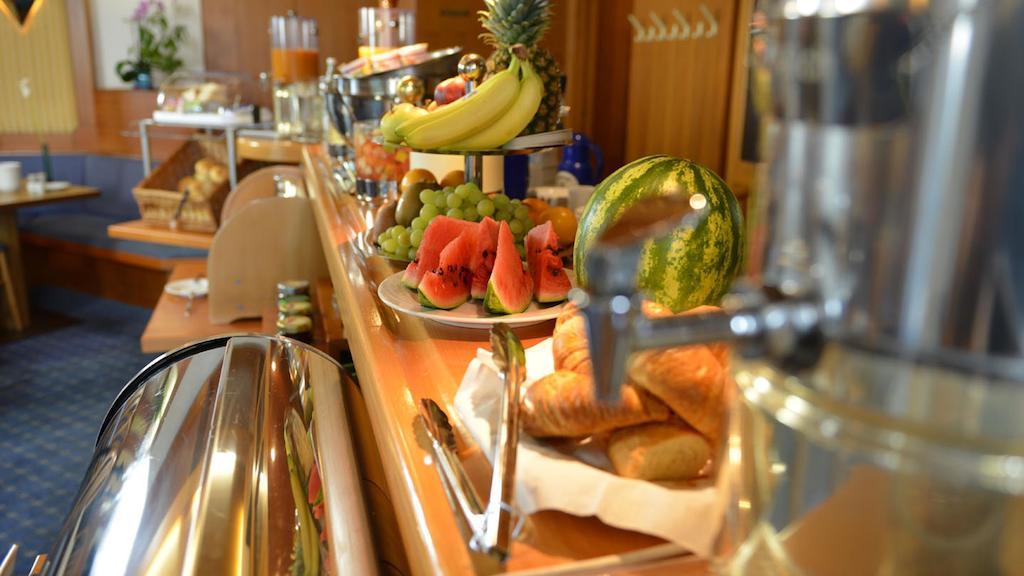 Amenity Hotel 3*