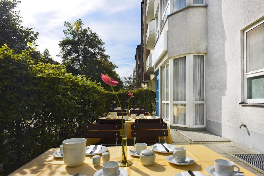 Amenity Hotel