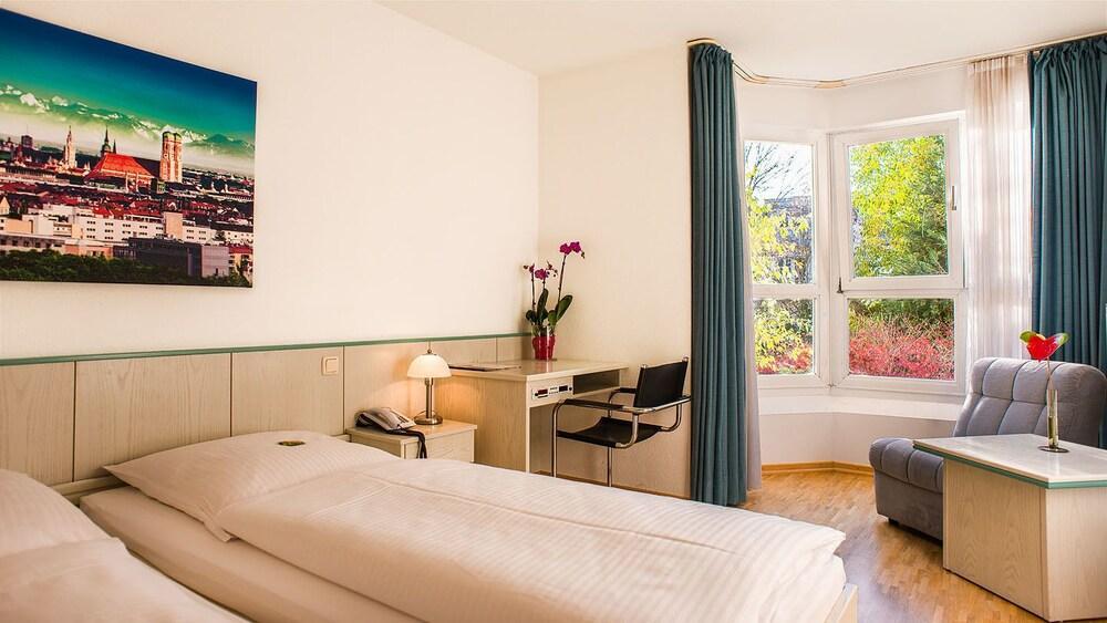 Amenity 3*